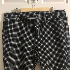Old Navy black & white check pixie ankle pant 18